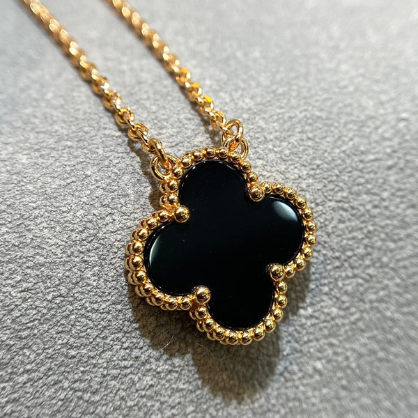 CLOVER | Svart Halskjede