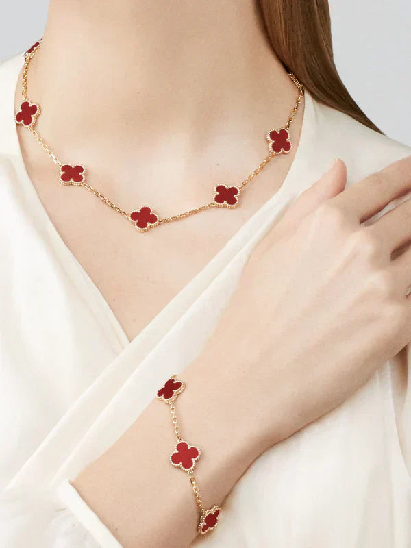 CLOVER | Rød Armbånd