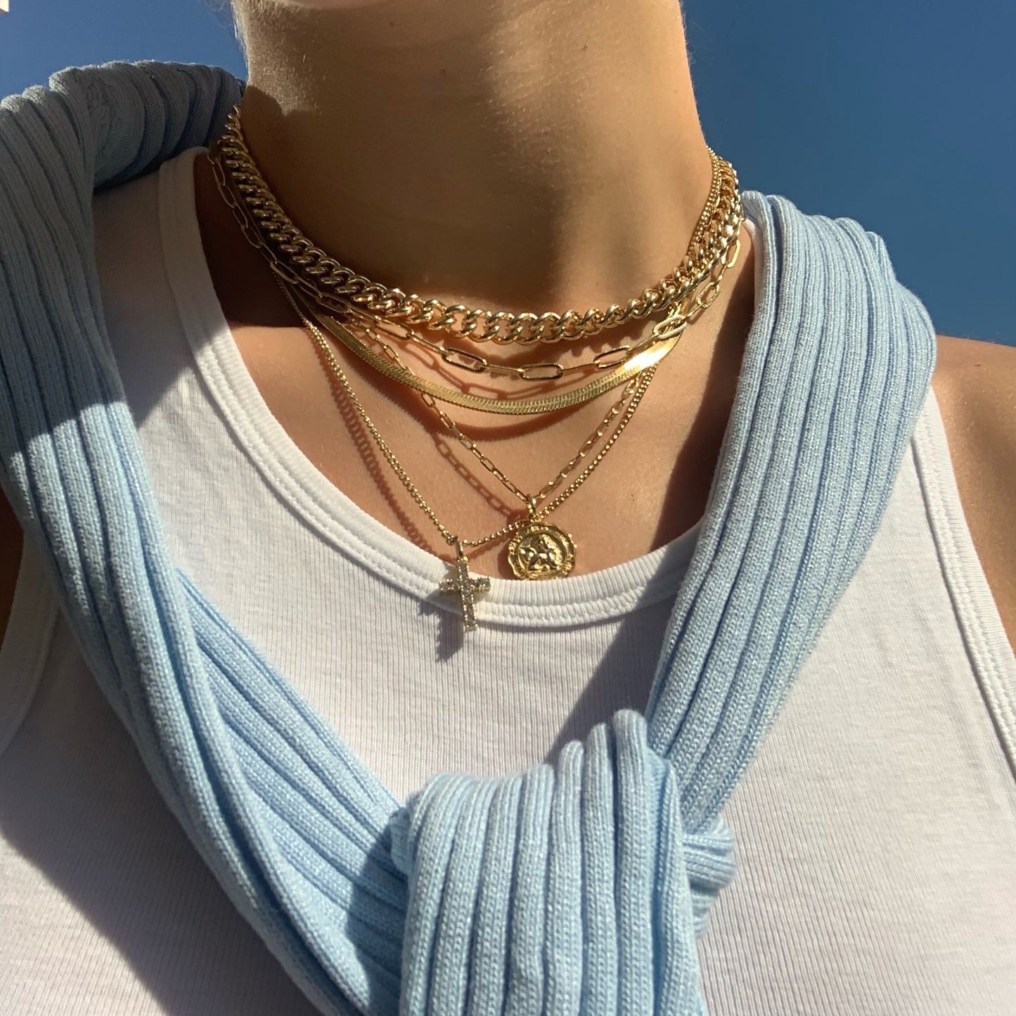EXCLUSIV | Elegance Cross halskjede