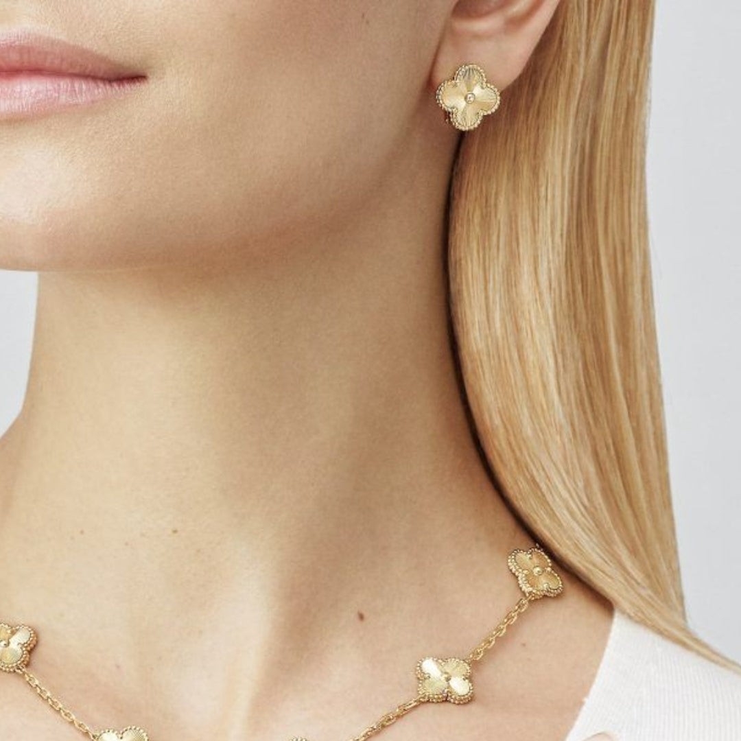 CLOVER | Gulløreringer