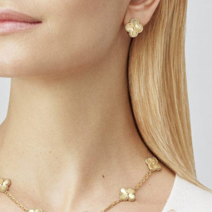 CLOVER | Gulløreringer